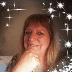 Meet your Posher, Kaye